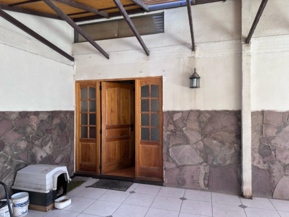 Casa Amplia y Luminosa en Ñuñoa