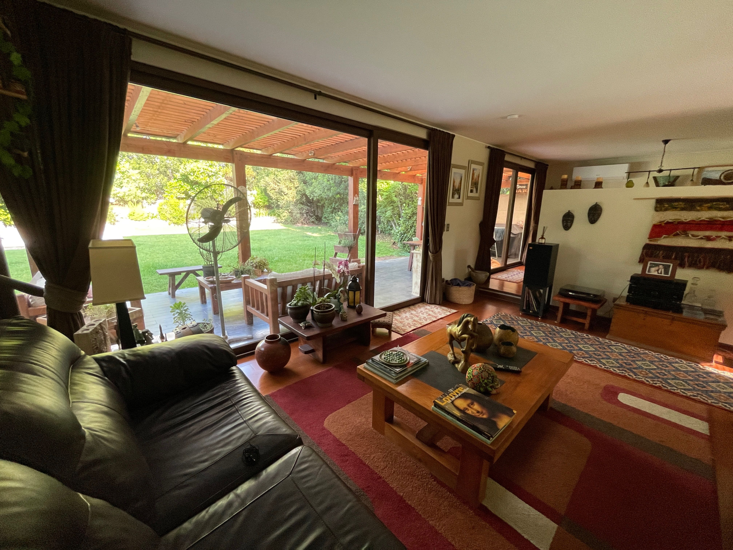 Vende impecable casa 5D 4B PIEDRA ROJA