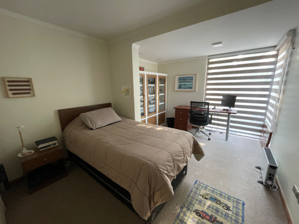 Vende impecable casa 5D 4B PIEDRA ROJA