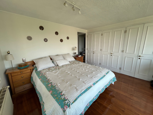 Vende Amplio Depto. 3D 3B Gran Vista
