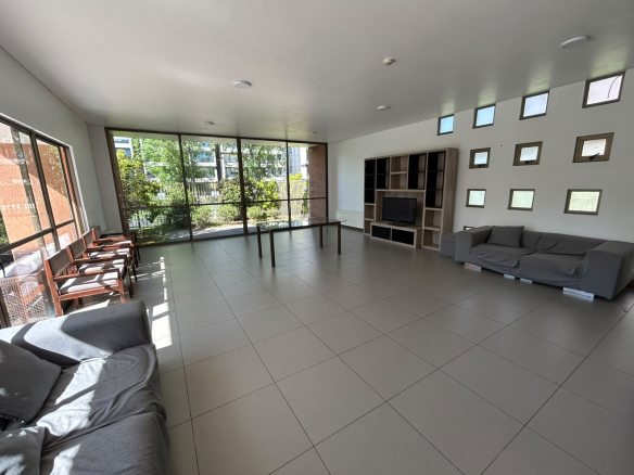Departamento en Arriendo a Pasos de Portal La Dehesa Lo Barnechea