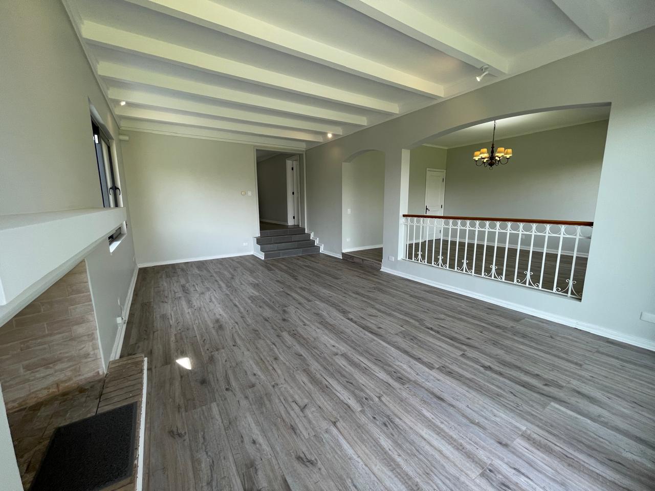 Preciosa Casa en Venta Las Condes