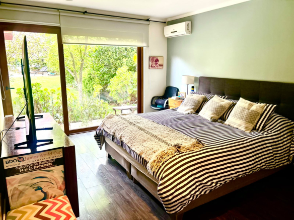 Preciosa Casa a la Venta Colegio Alemán Chicureo