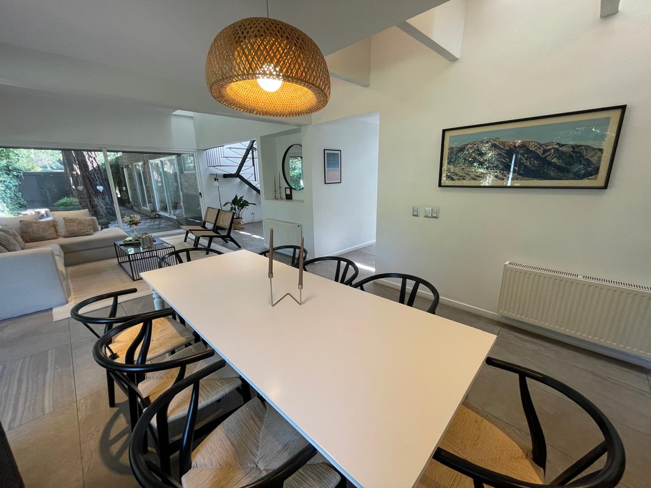 Casa de Arquitecto en Venta en la Dehesa Clínica Alemana.